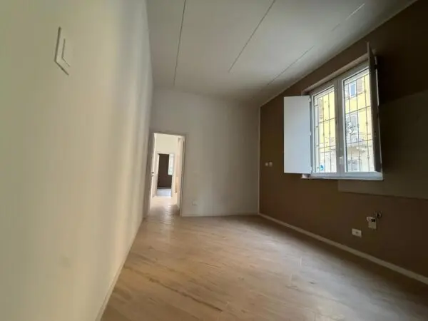 Appartamento via Arezzo 5, Torino