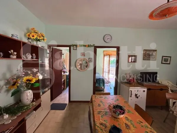 Appartamento via Ordine 20, Scalea