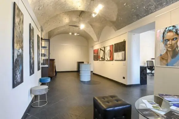 Negozio via Giuseppe Mazzini 62, Alzano Lombardo