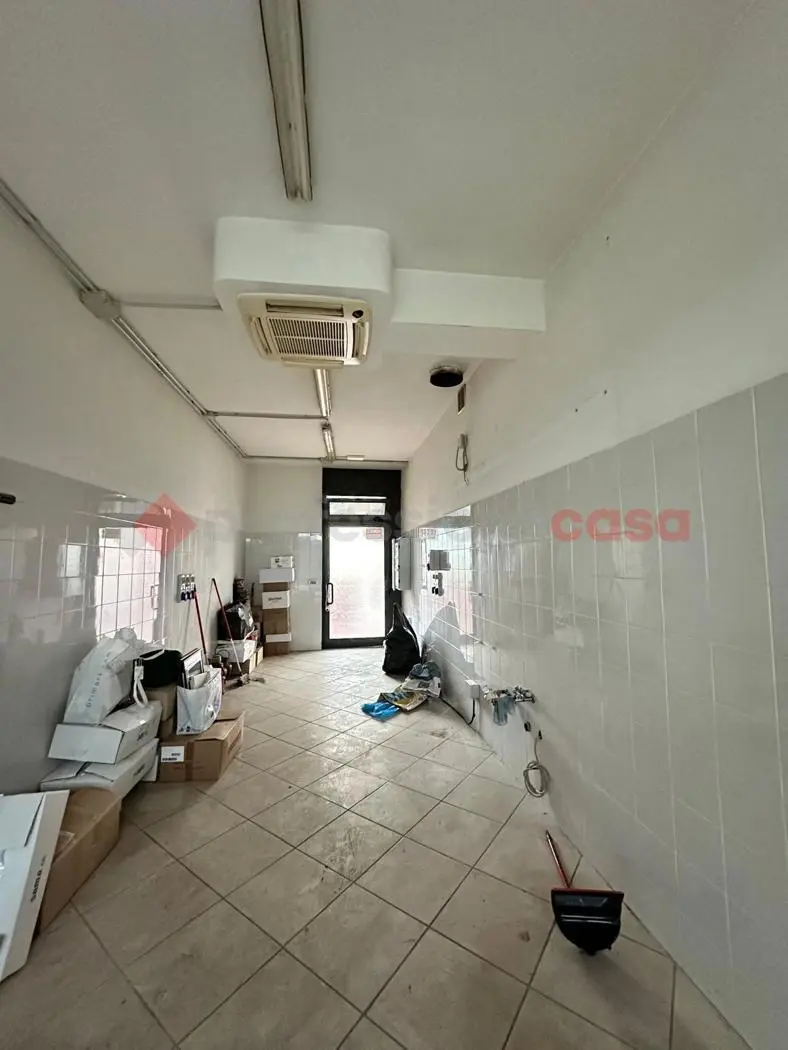Immagine per Negozio in affitto a Arezzo