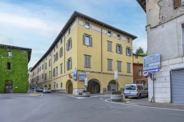 Ufficio via Antonio Locatelli 1, Alzano Lombardo