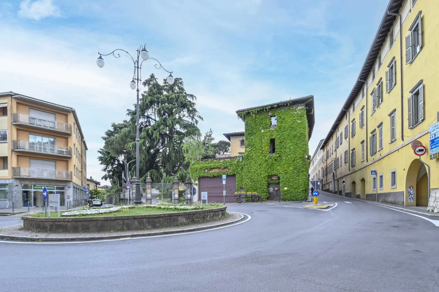 Immagine per Ufficio in vendita a Alzano Lombardo via Antonio Locatelli 1