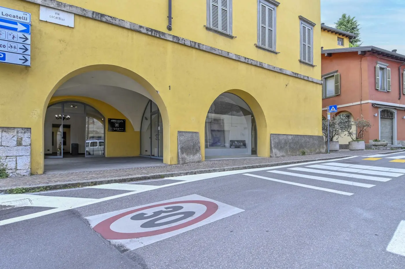 Immagine per Ufficio in vendita a Alzano Lombardo via Antonio Locatelli 1