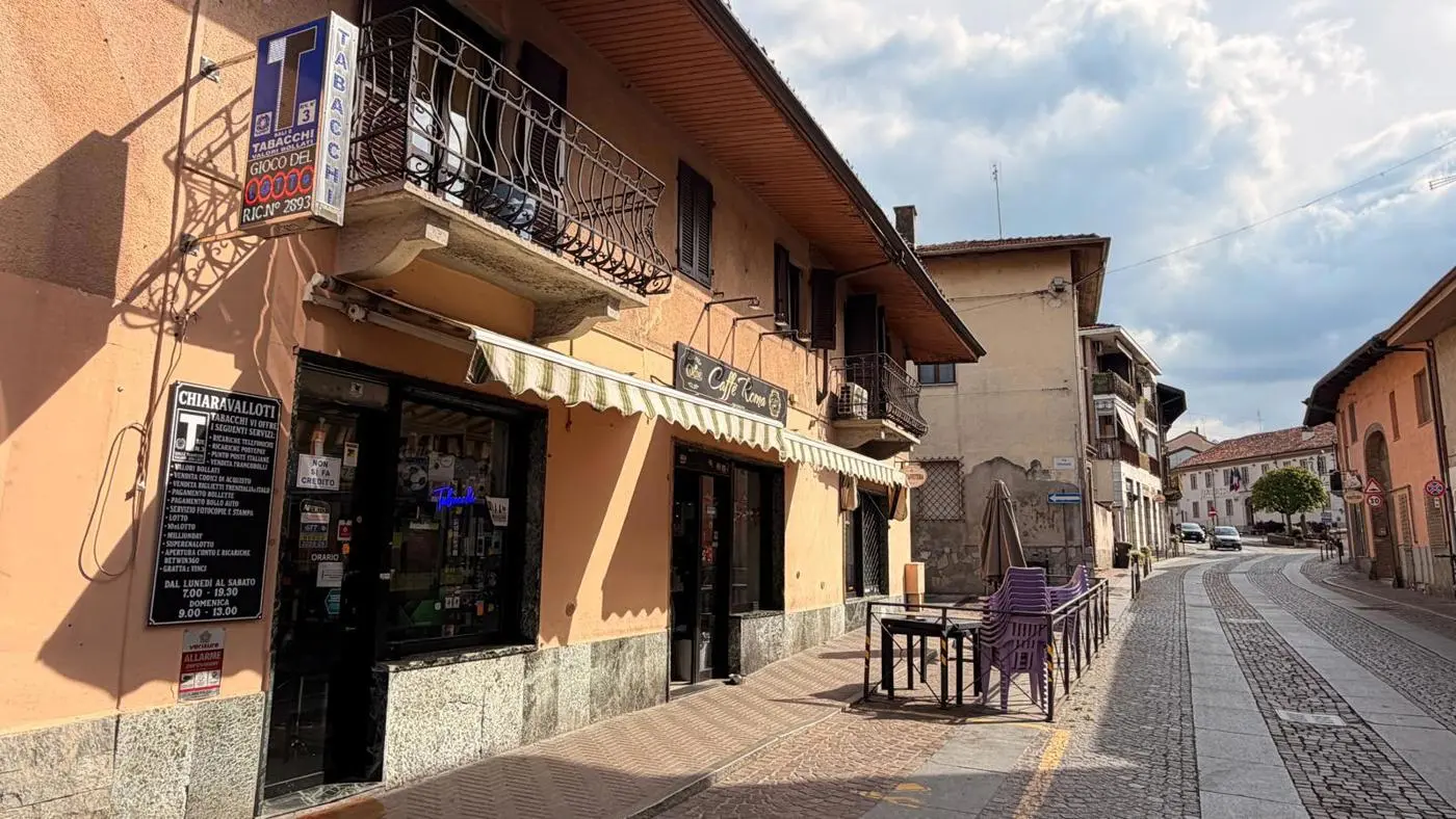 Immagine per Negozio in vendita a Druento via Roma 42