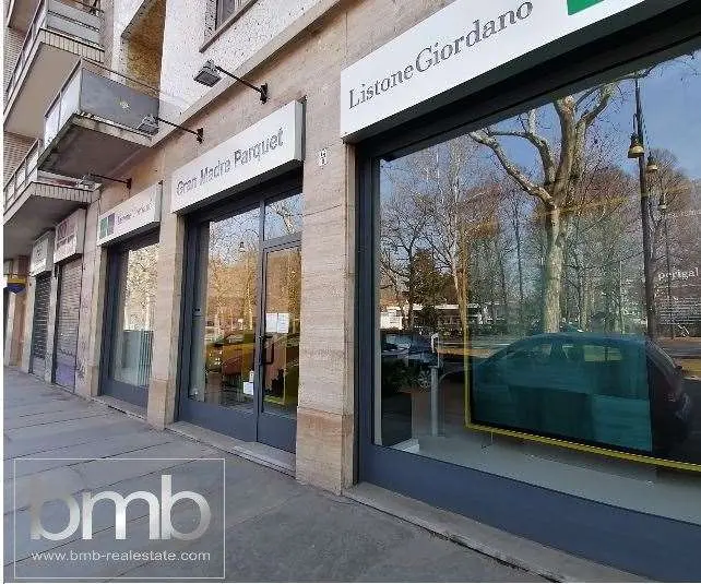 Immagine per Negozio in vendita a Torino corso Casale 44
