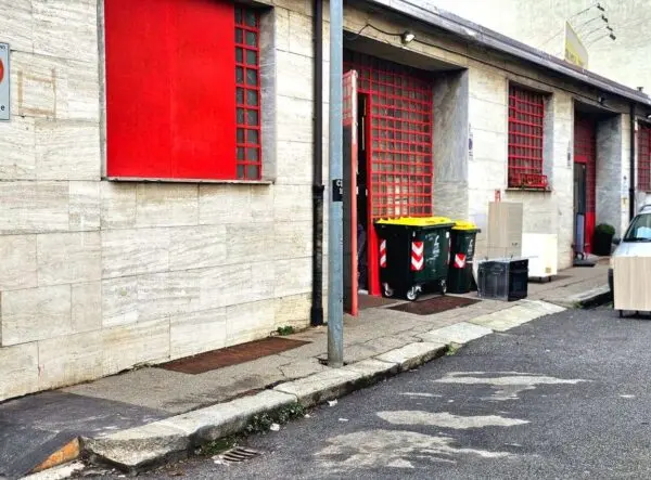 Magazzino via Ciamarella 35, Torino