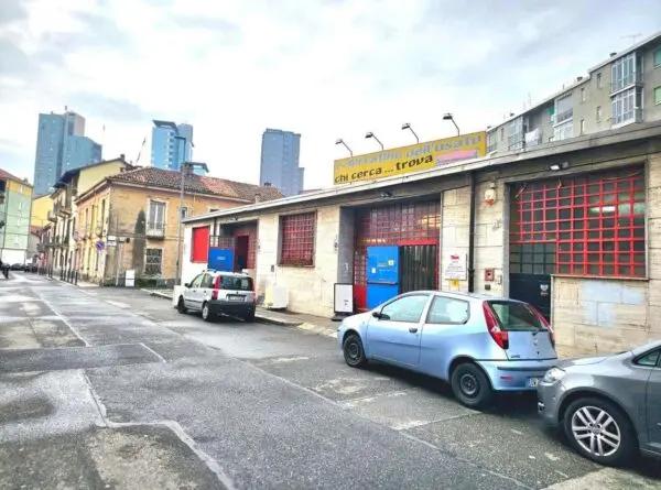 Magazzino via Ciamarella 35, Torino