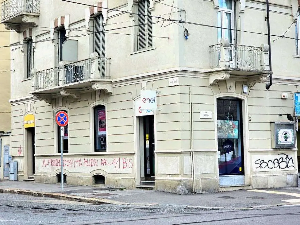 Immagine per Negozio in vendita a Torino via Nizza 350
