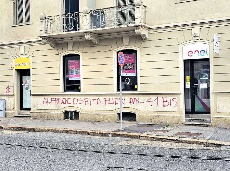 Immagine per Negozio in vendita a Torino via Nizza 350