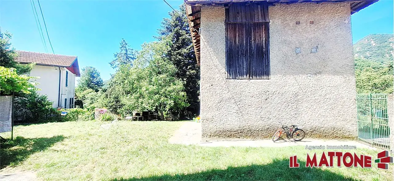 Immagine per Appartamento in affitto a Valbrevenna via Località Nenno Inferiore