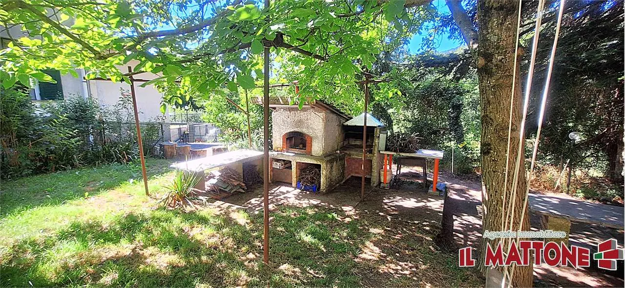 Immagine per Appartamento in affitto a Valbrevenna via Località Nenno Inferiore