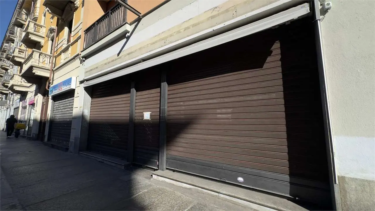 Immagine per Negozio in affitto a Torino via San Donato 8
