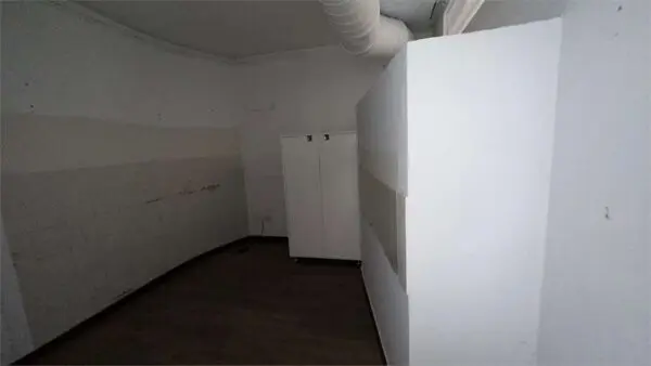 Negozio via San Donato 8, Torino