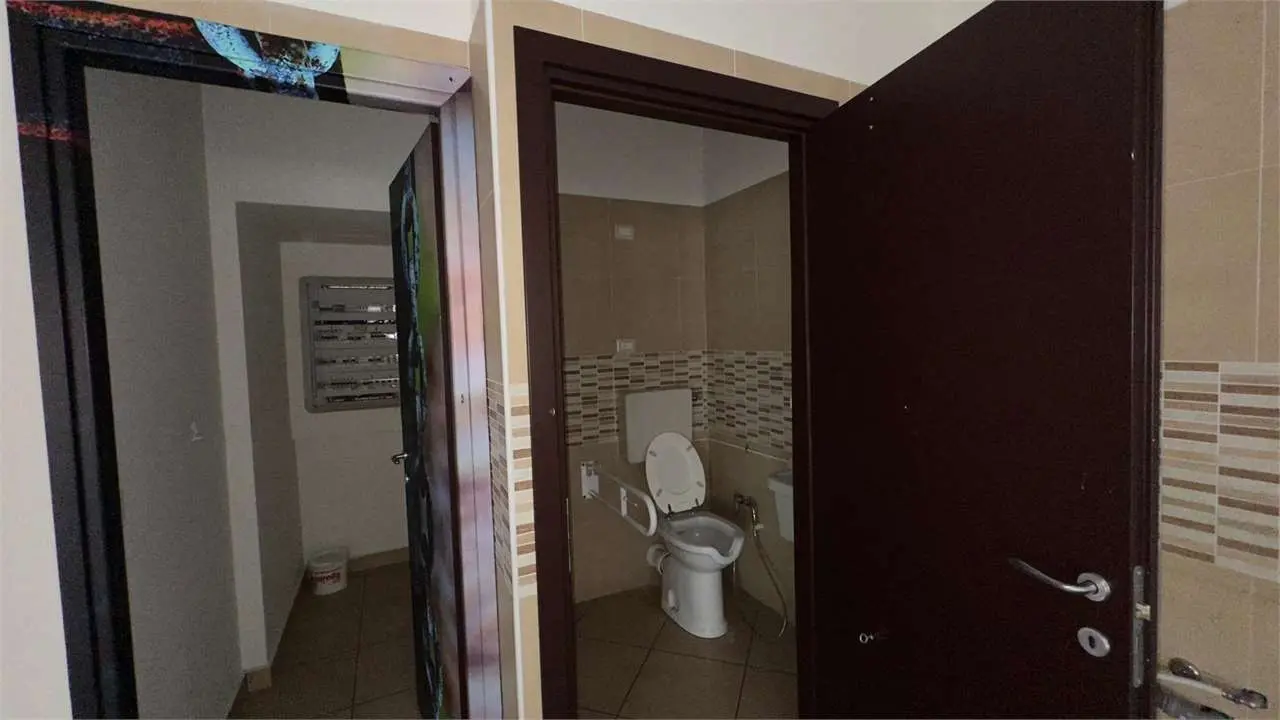 Immagine per Negozio in affitto a Torino via San Donato 8
