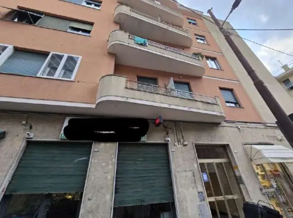 Appartamento via Pinetti 41, Genova