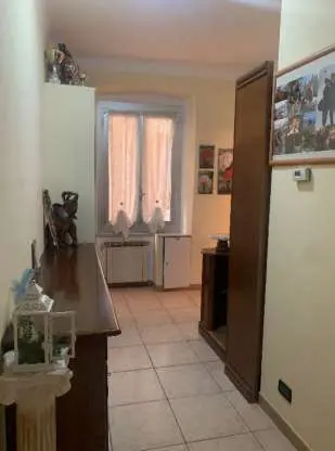 Appartamento via Currò 12, Genova