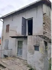 Casa Indipendente via Località Apicella 23, Torriglia