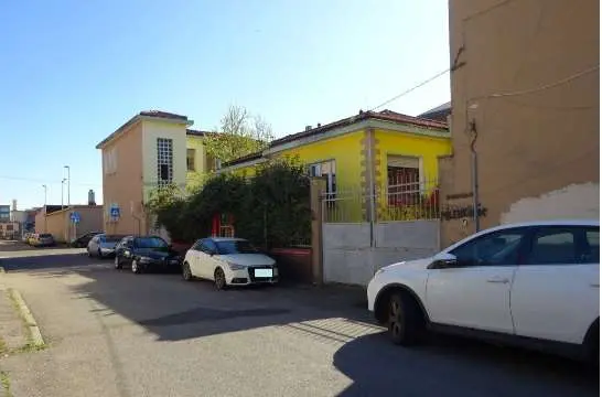 Capannone Baranzate