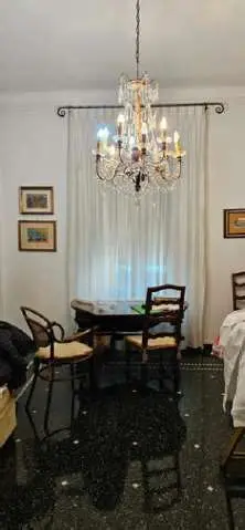 Appartamento 10, Genova