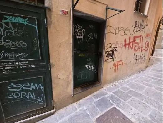 Magazzino via Vico Delle Carabaghe 36, Genova