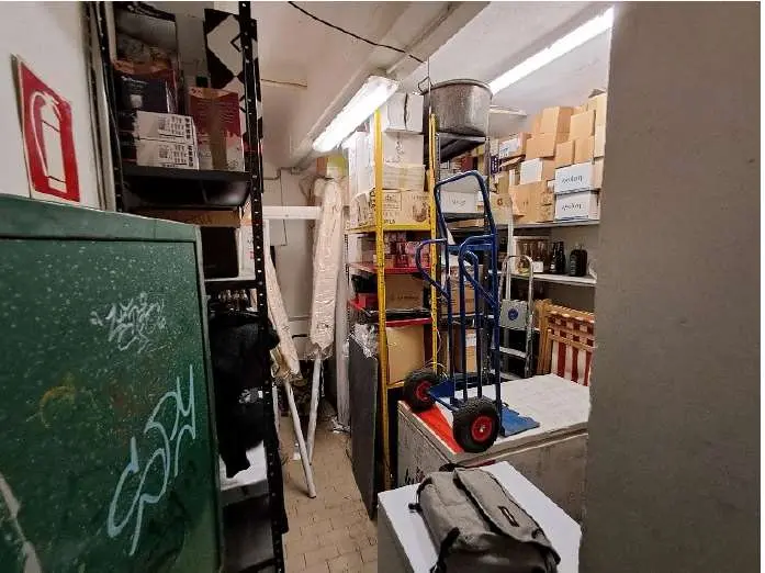 Immagine per Magazzino in asta a Genova via Vico Delle Carabaghe 36