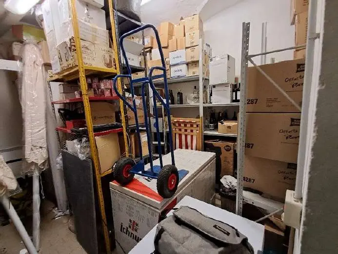 Immagine per Magazzino in asta a Genova via Vico Delle Carabaghe 36