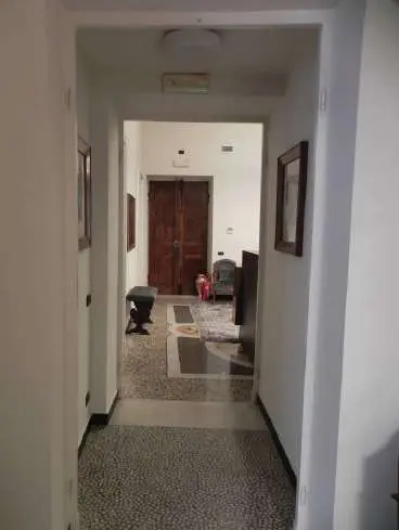 Appartamento via Roma 11, Genova