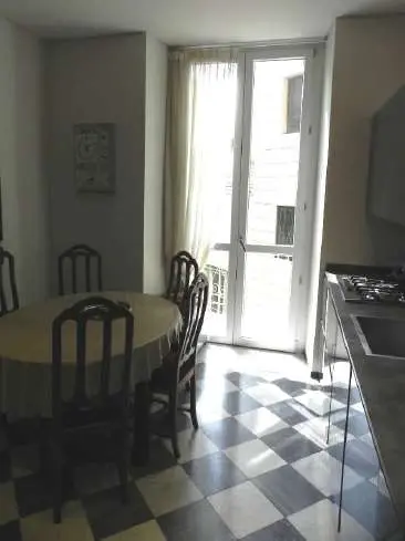 Appartamento via Roma 11, Genova