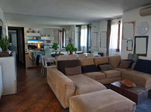 Appartamento viale Villa Gavotti, Genova