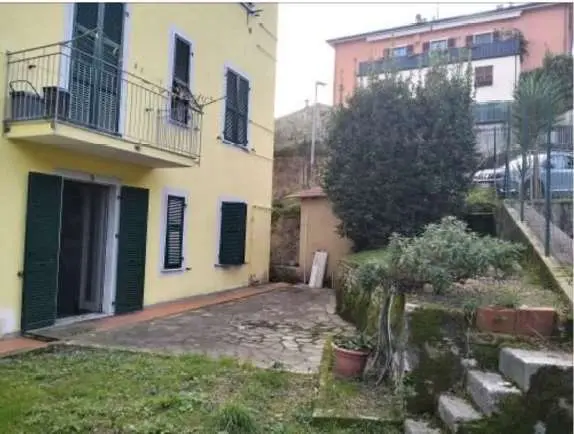 Appartamento via Della Guercia 17, La Spezia