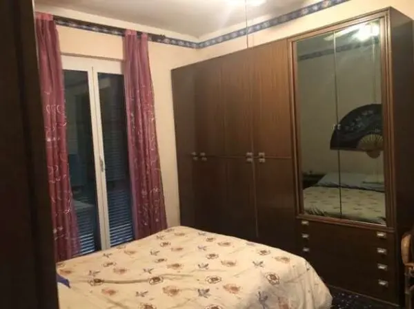 Appartamento via Rollino 35, Genova