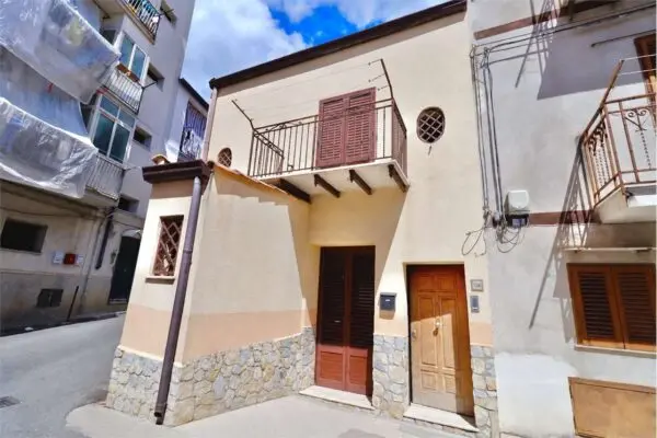 Casa Indipendente via Miceli, Monreale