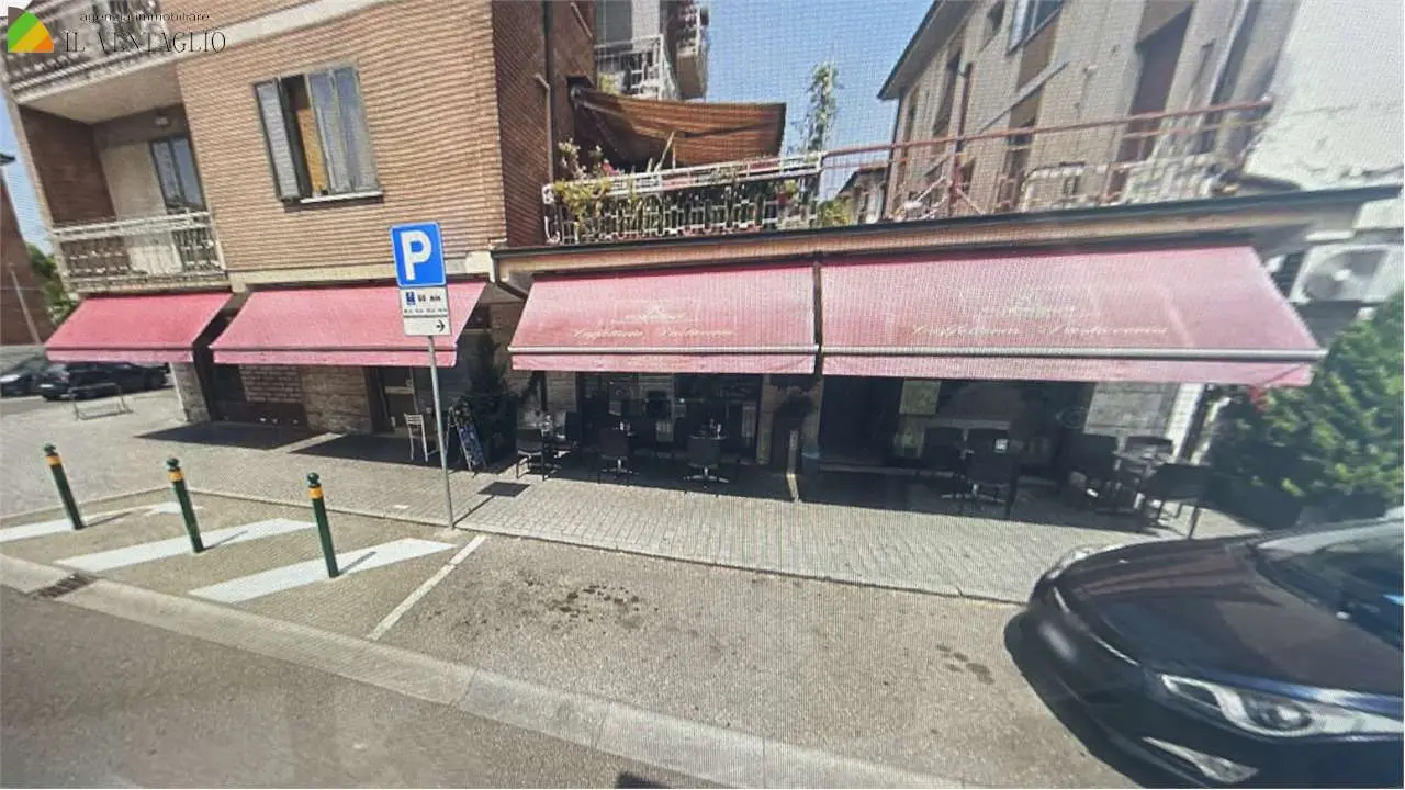 Immagine per Negozio in affitto a Modena