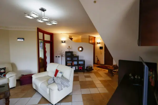 Villa strada Comunale Gazzana, Calascibetta