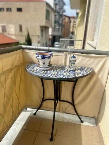Trilocale 19, Taggia