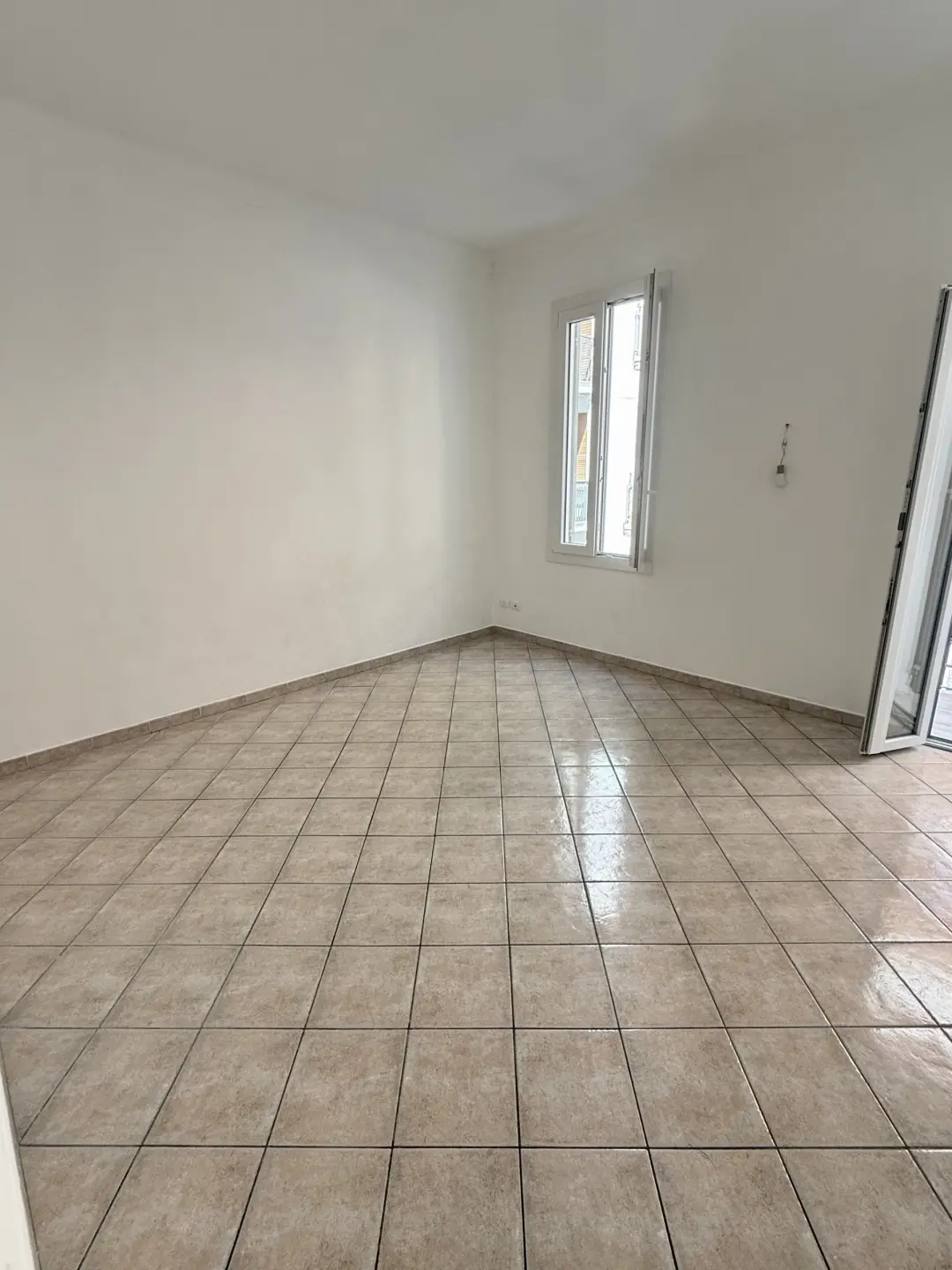 Immagine per Trilocale in vendita a Taggia via Andrea Doria