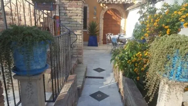 Villa via San Pietro 18, Tortoreto