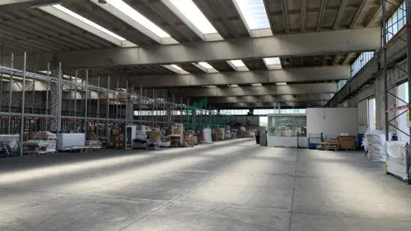 Industriale via Ss 96, Modugno