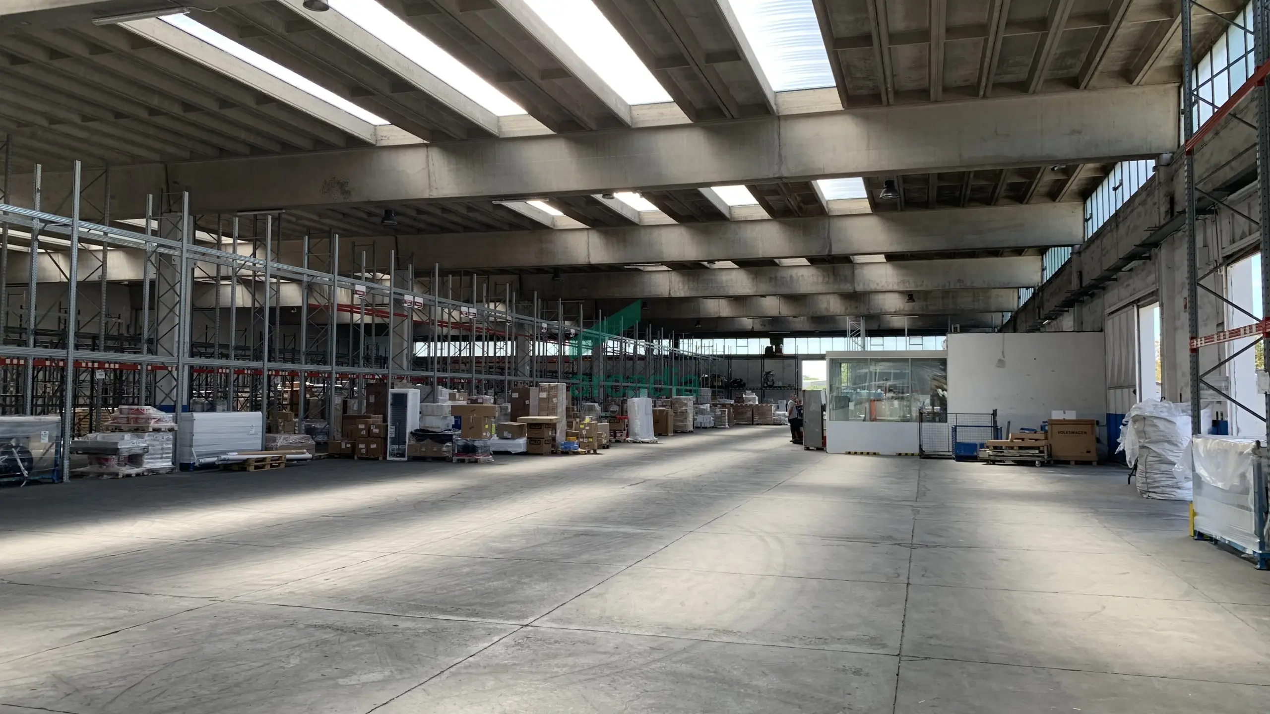 Immagine per Industriale in vendita a Modugno via Ss 96