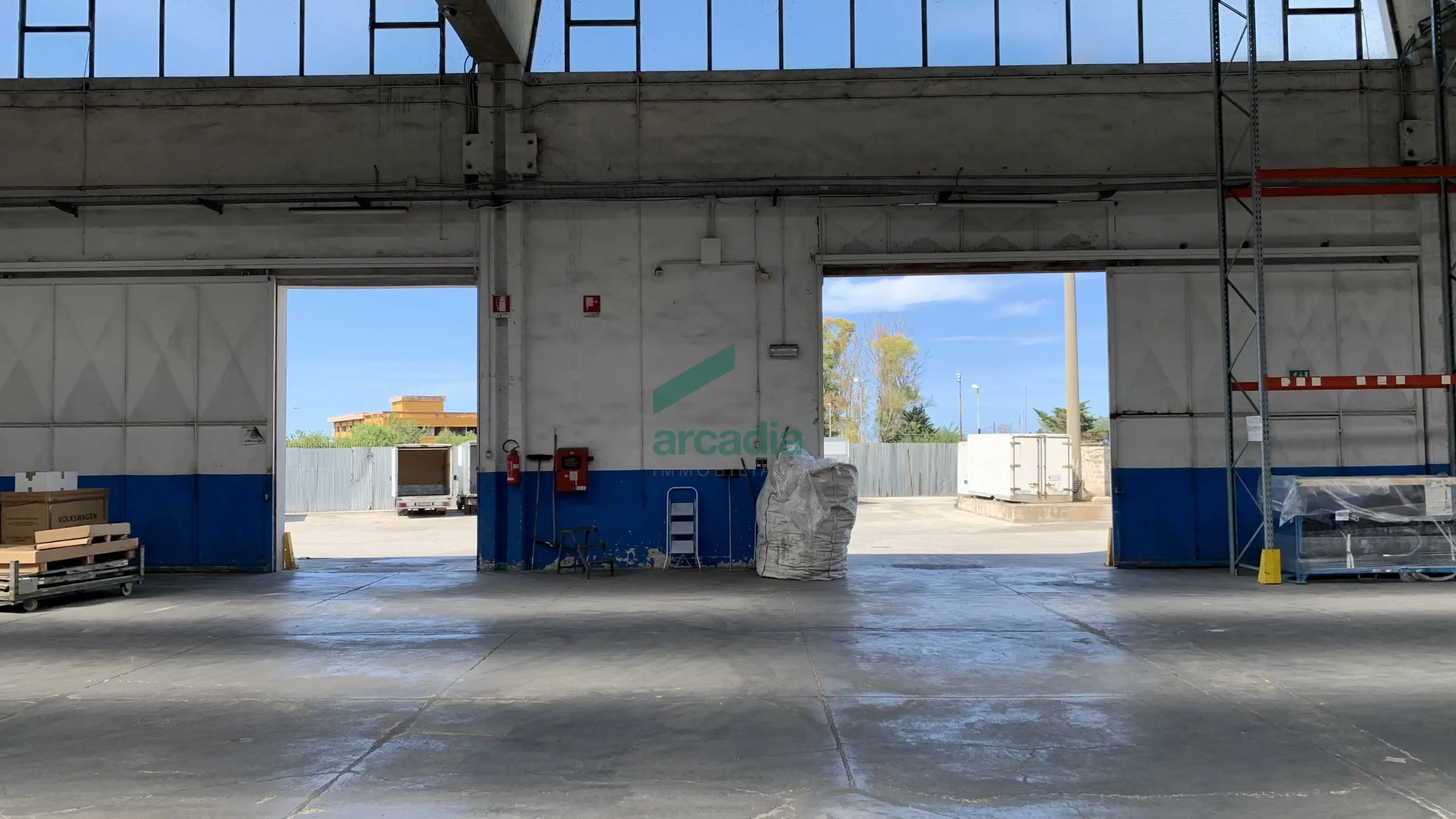 Immagine per Industriale in vendita a Modugno via Ss 96