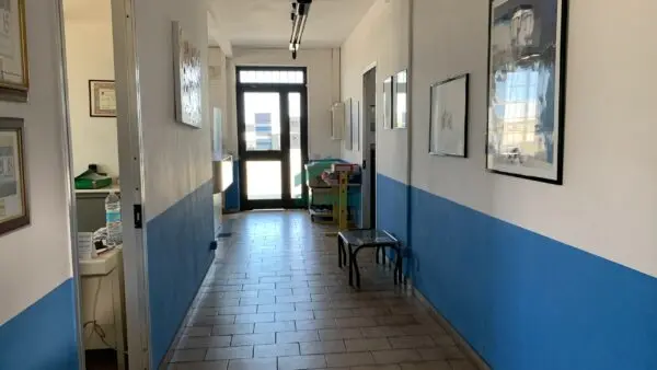 Immagine per Industriale in vendita a Modugno via Ss 96
