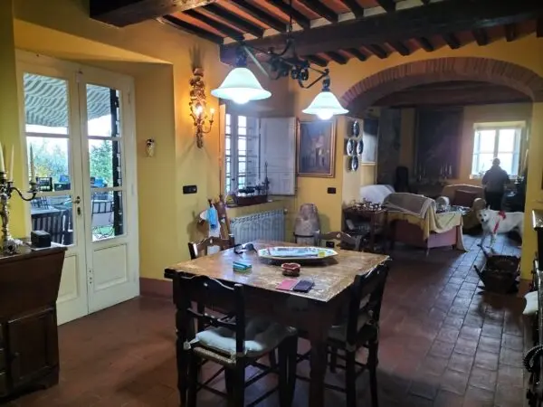 Immagine per Casale in vendita a Capannori via Valgiano 8