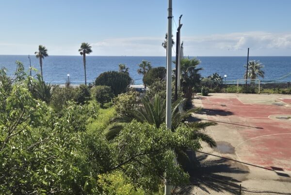 Immagine per Villa trifamiliare in vendita a Motta San Giovanni via Lungomare Cicerone 44
