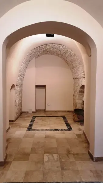 Capannone corso Umberto I, Casamassima