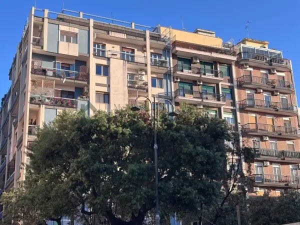 Trilocale via Alessandro Manzoni 93, Bari