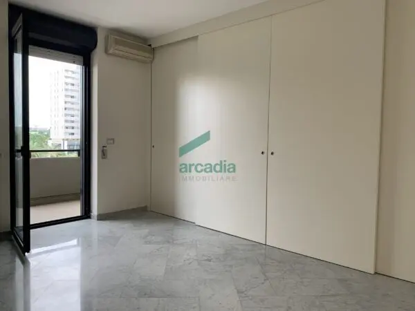 Immagine per Area verde in affitto a Bari viale San Josemaría Escrivá 28