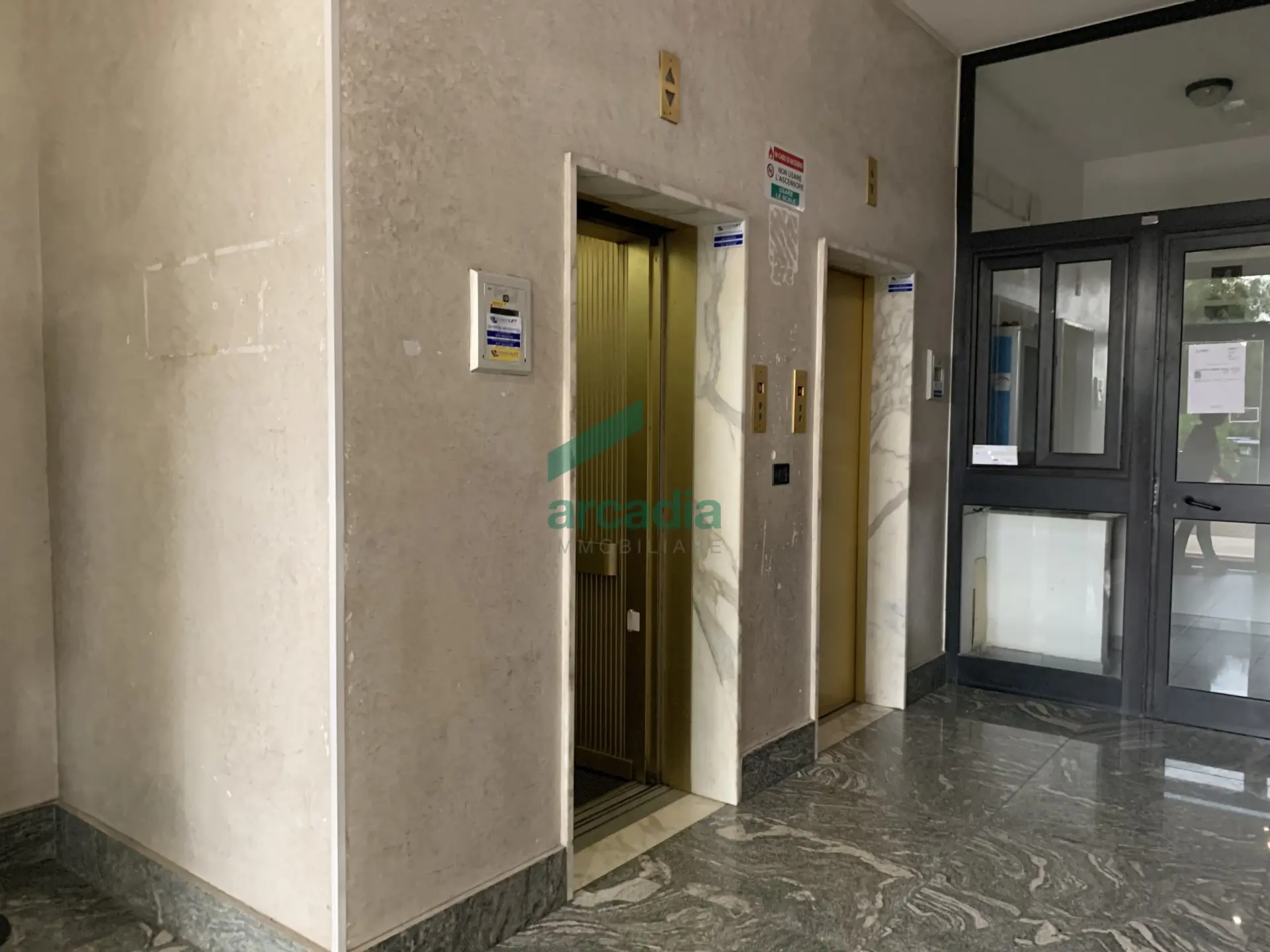 Immagine per Area verde in affitto a Bari viale San Josemaría Escrivá 28