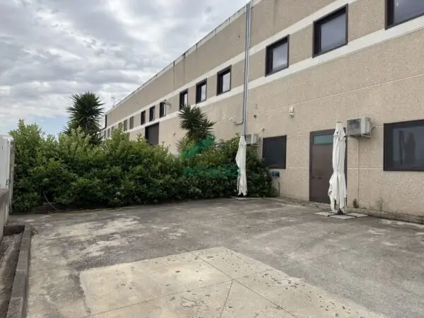 Immagine per Industriale in affitto a Modugno via Ii Tratto E Inizio Statale 98 modugno