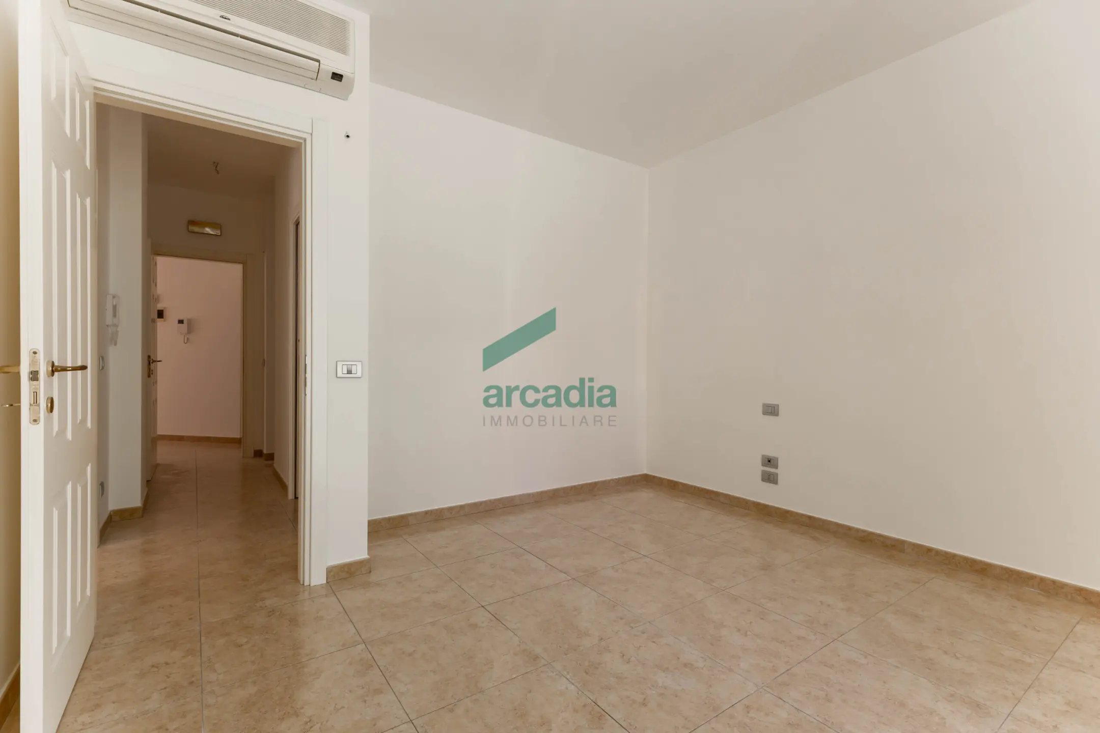 Immagine per Quadrilocale in vendita a Bari viale Louis Pasteur 15A