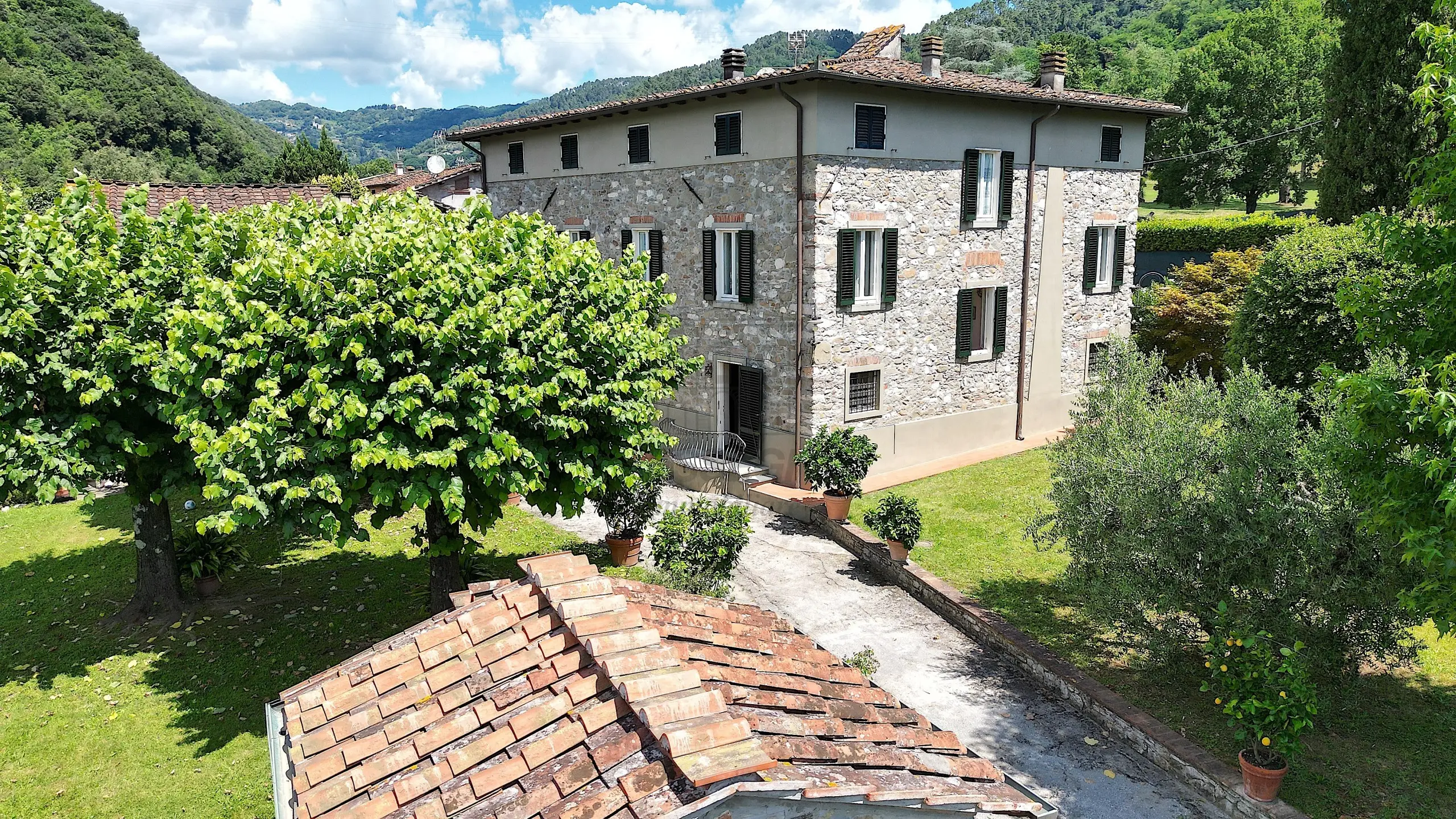 Immagine per Villa in vendita a Lucca via San Martino In Freddana